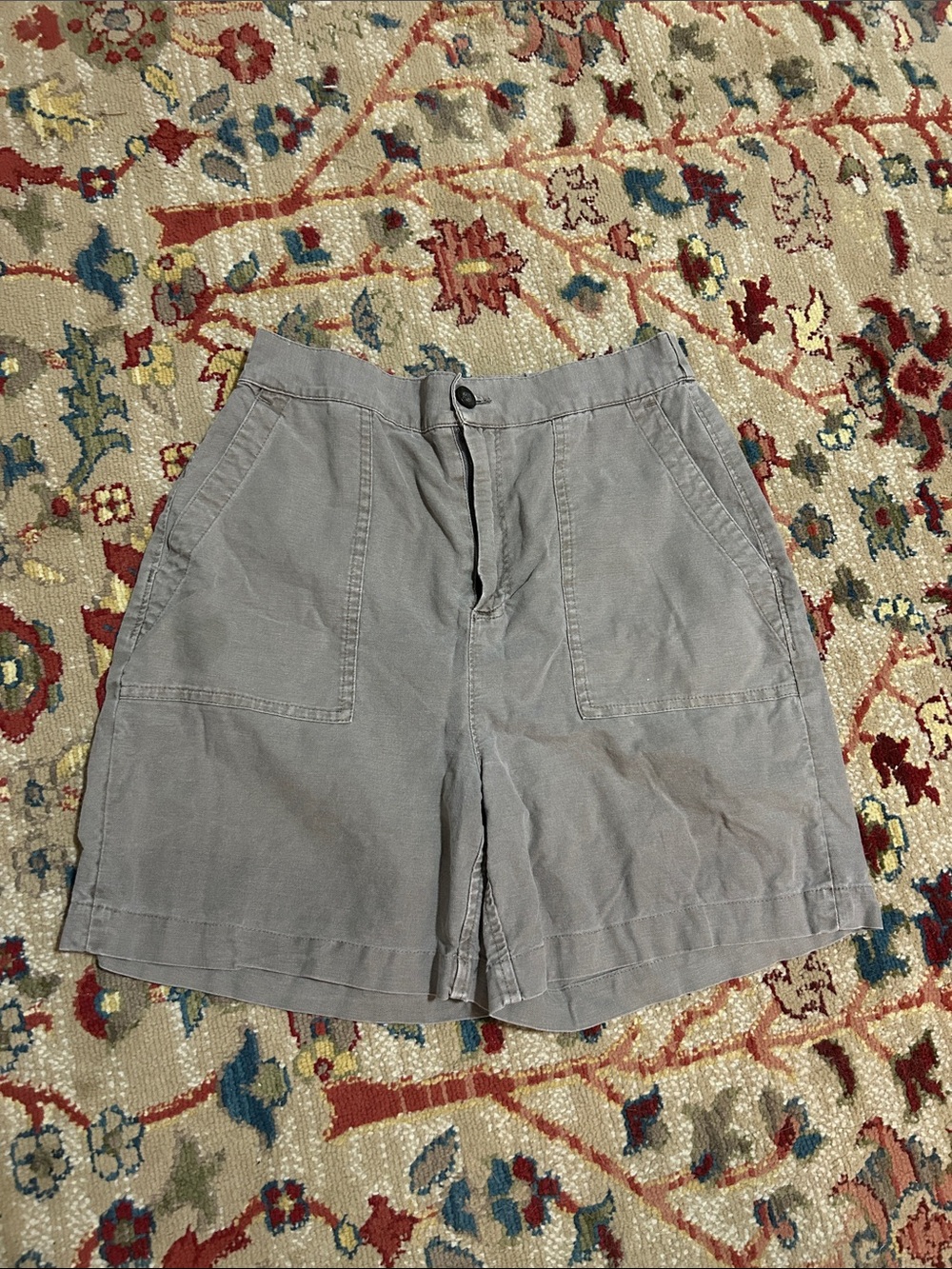 Roots Women’s Cotton Linen Carpender Shorts in Gray